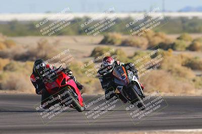 media/Nov-06-2023-Moto Forza (Mon) [[ce023d0744]]/3-Intermediate Group/Session 5 (Turn 4)/